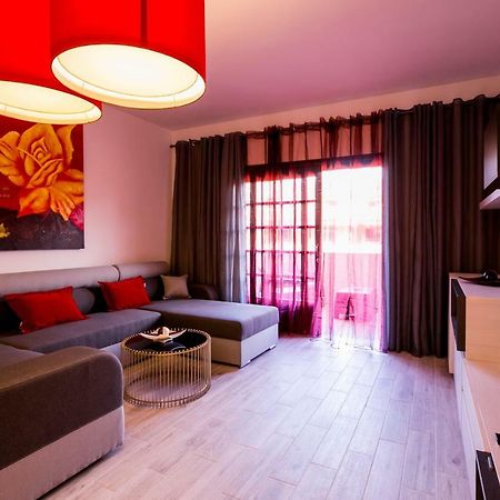 Spacious & Stylish Apartment Los Cristianos Los Cristianos  Extérieur photo