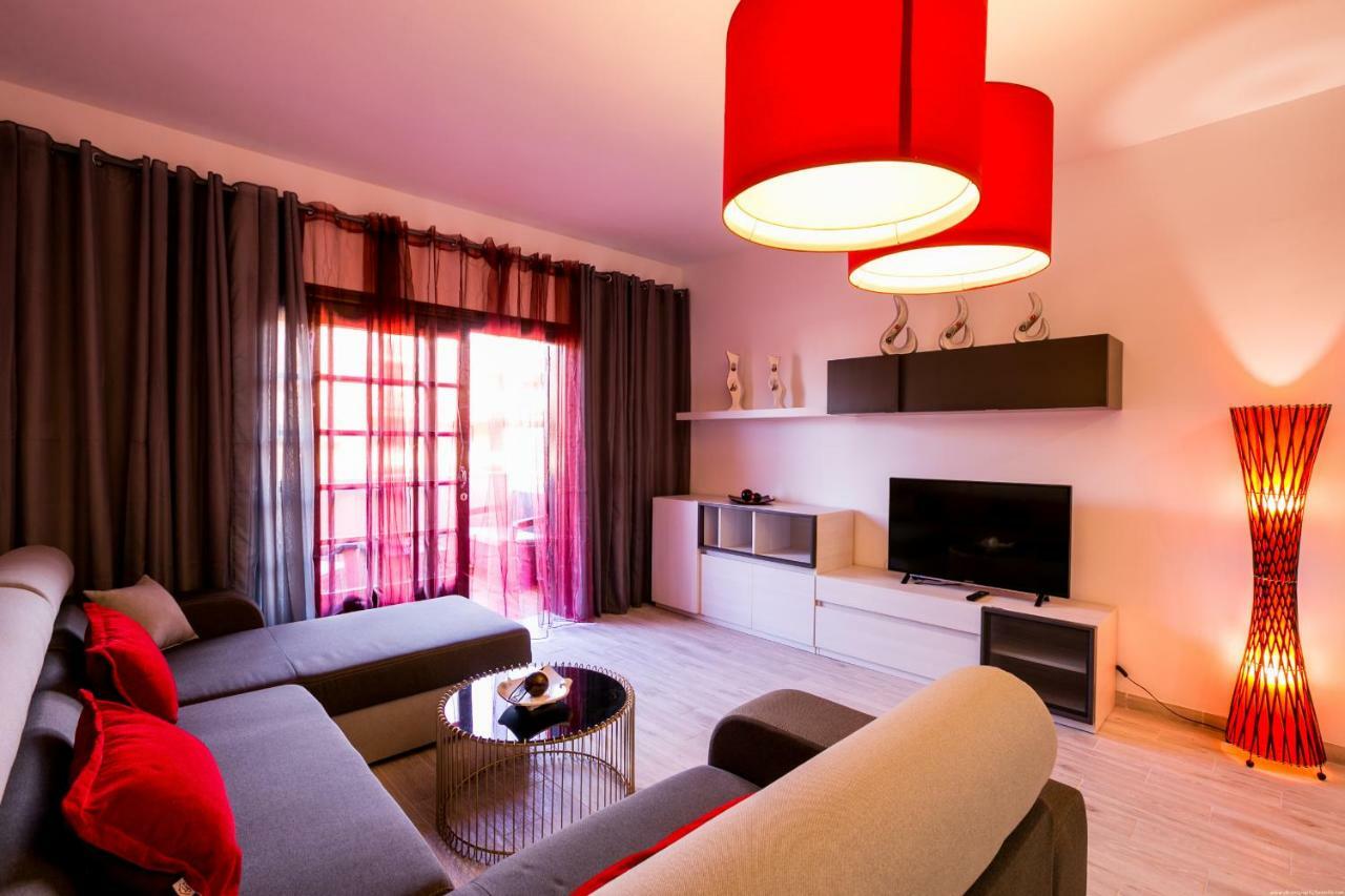 Spacious & Stylish Apartment Los Cristianos Los Cristianos  Extérieur photo