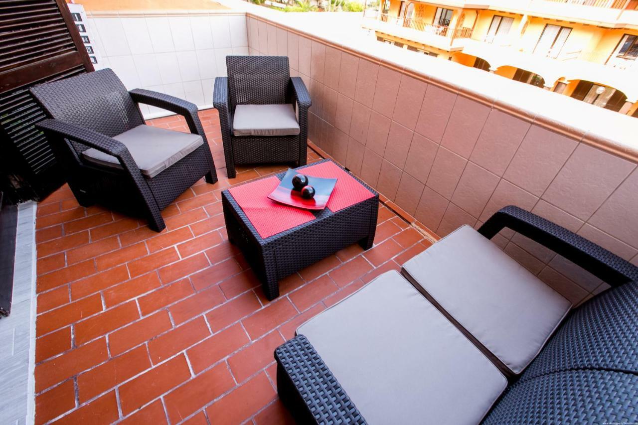 Spacious & Stylish Apartment Los Cristianos Los Cristianos  Extérieur photo